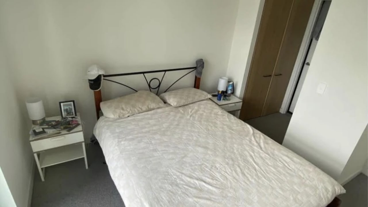 Whole property with 2 rooms for rent