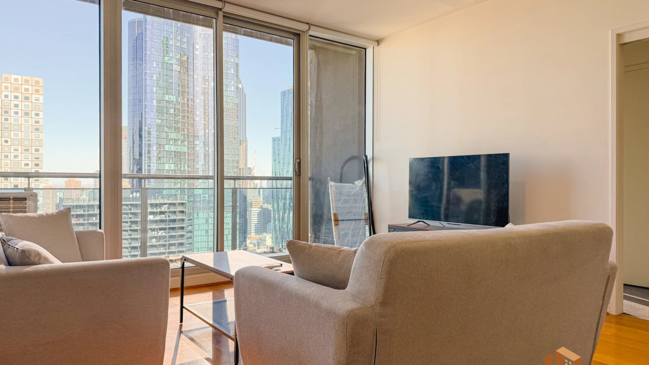 Furnished room in a flatshare