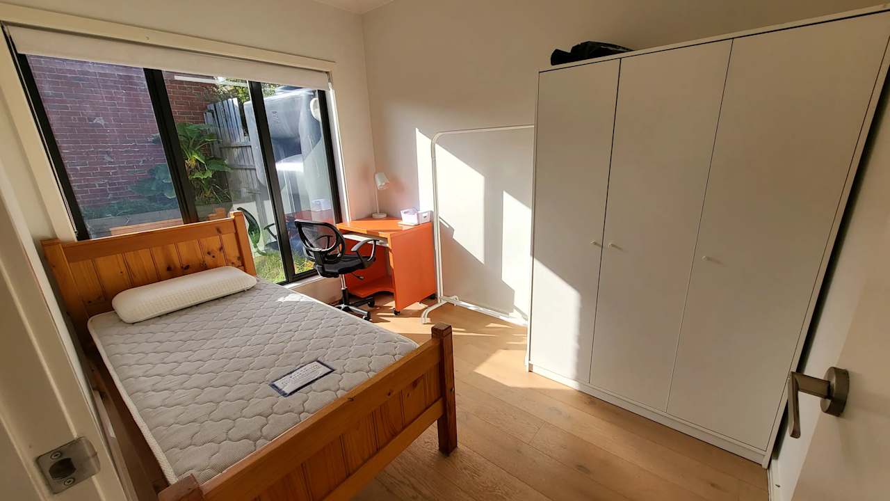 Furnished room with ensuite in a share house