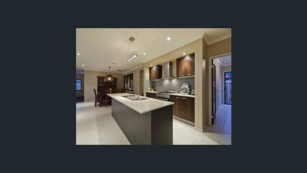 Room in a share house