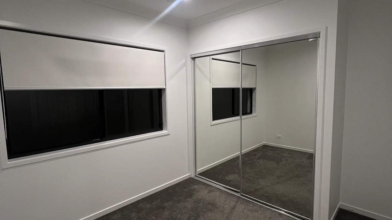 Room in a share house