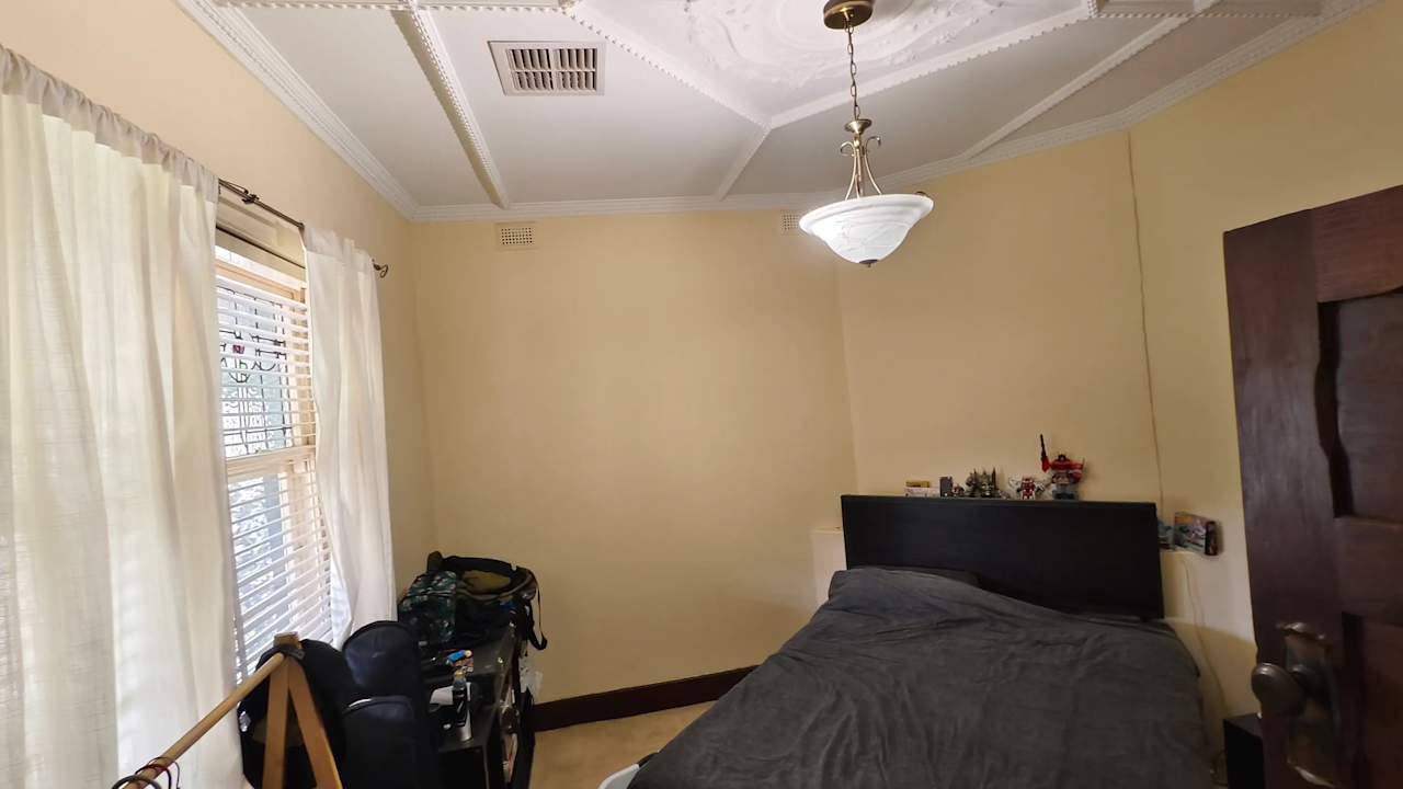 Unfurnished room in a share house