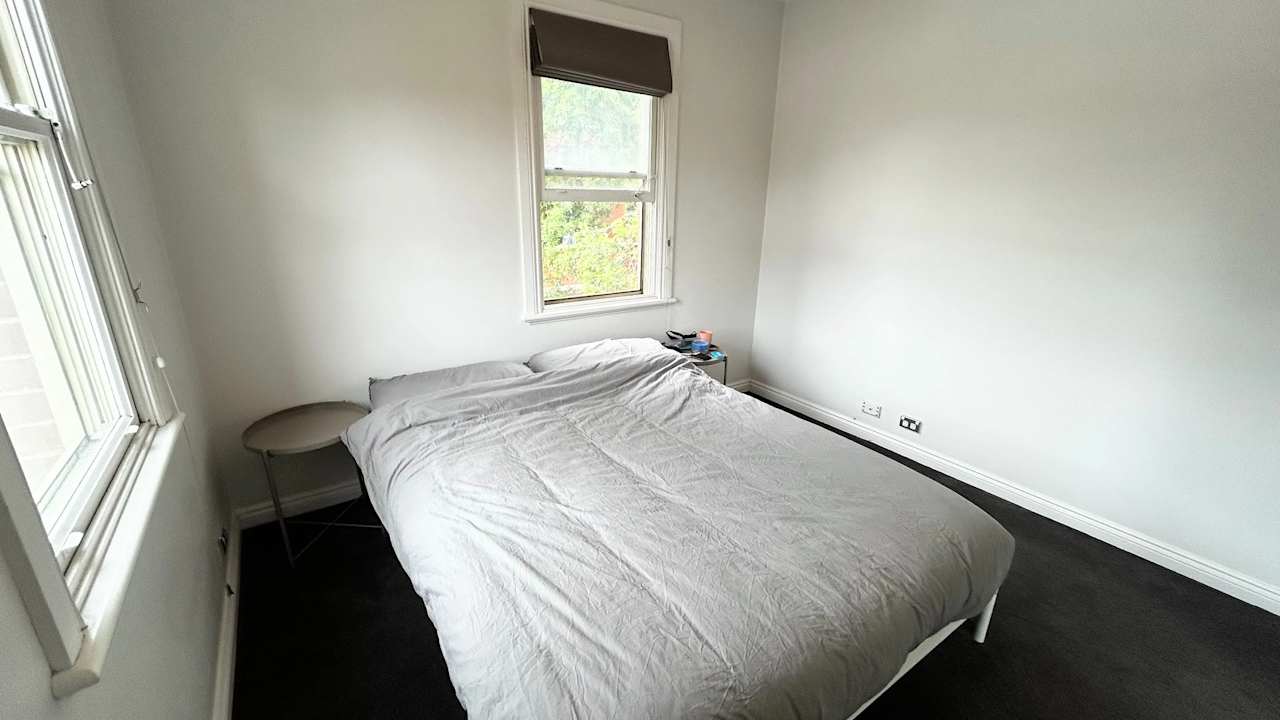 Furnished room with ensuite in a flatshare