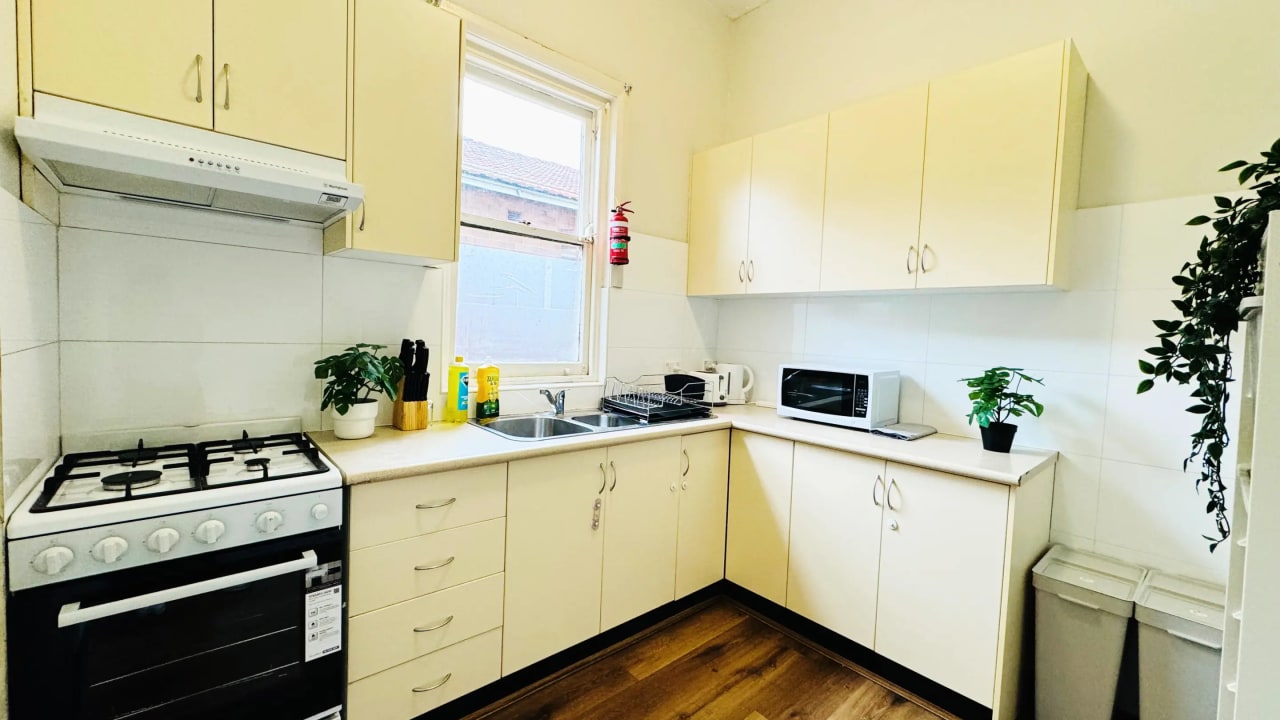 Furnished room in a share house