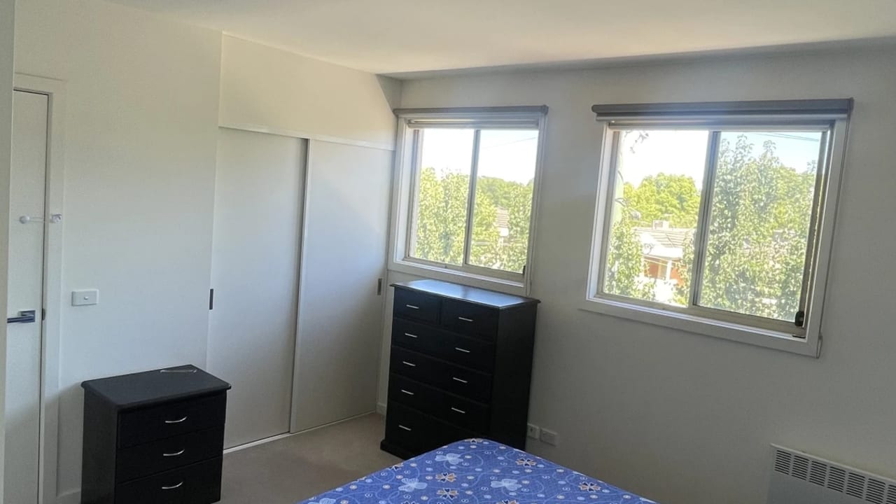 Furnished room with ensuite in a share house
