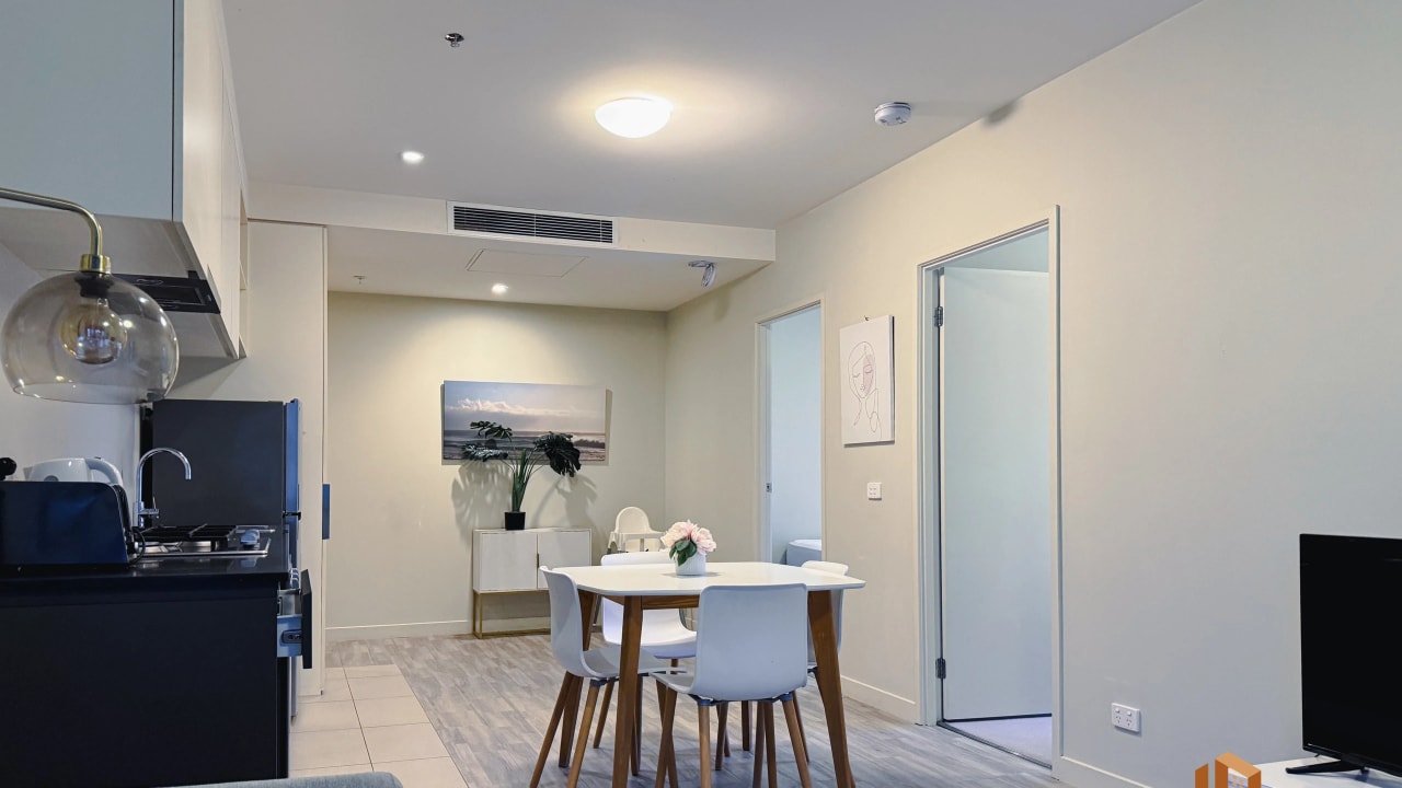 Furnished room in a flatshare
