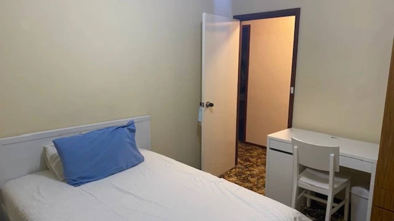 Furnished room in a share house