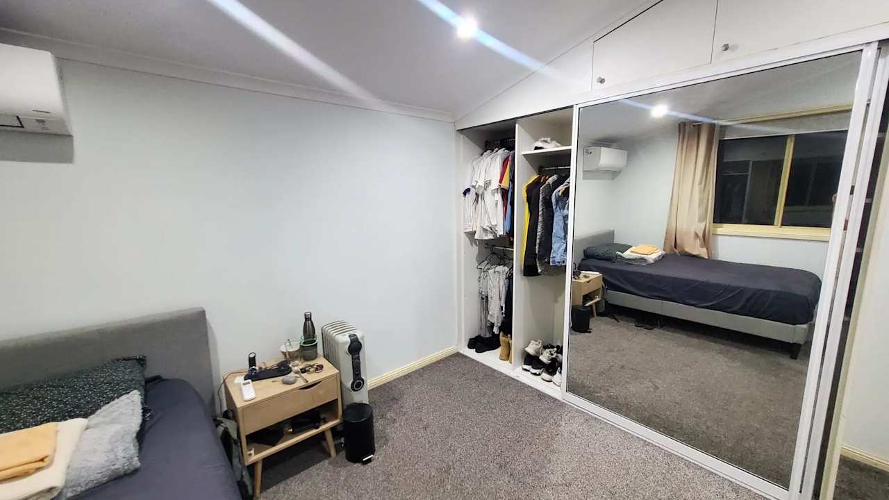 Whole property with 3 rooms for rent