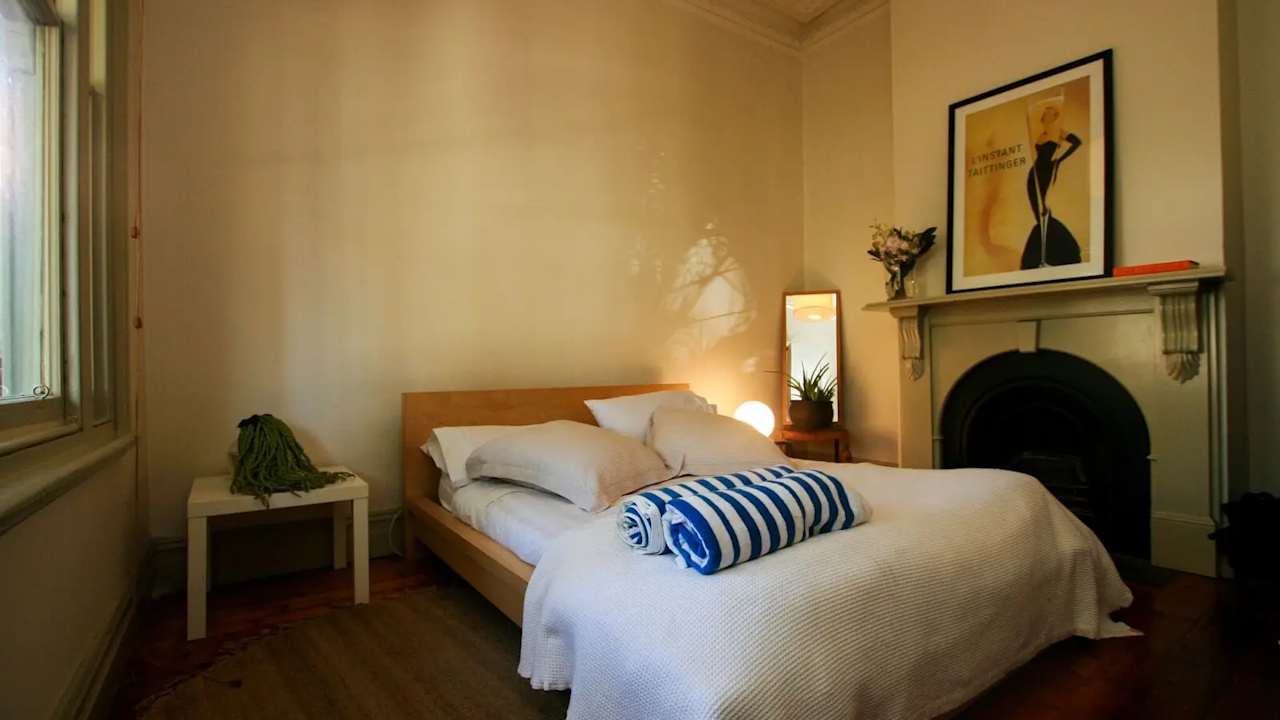 Furnished room in a share house