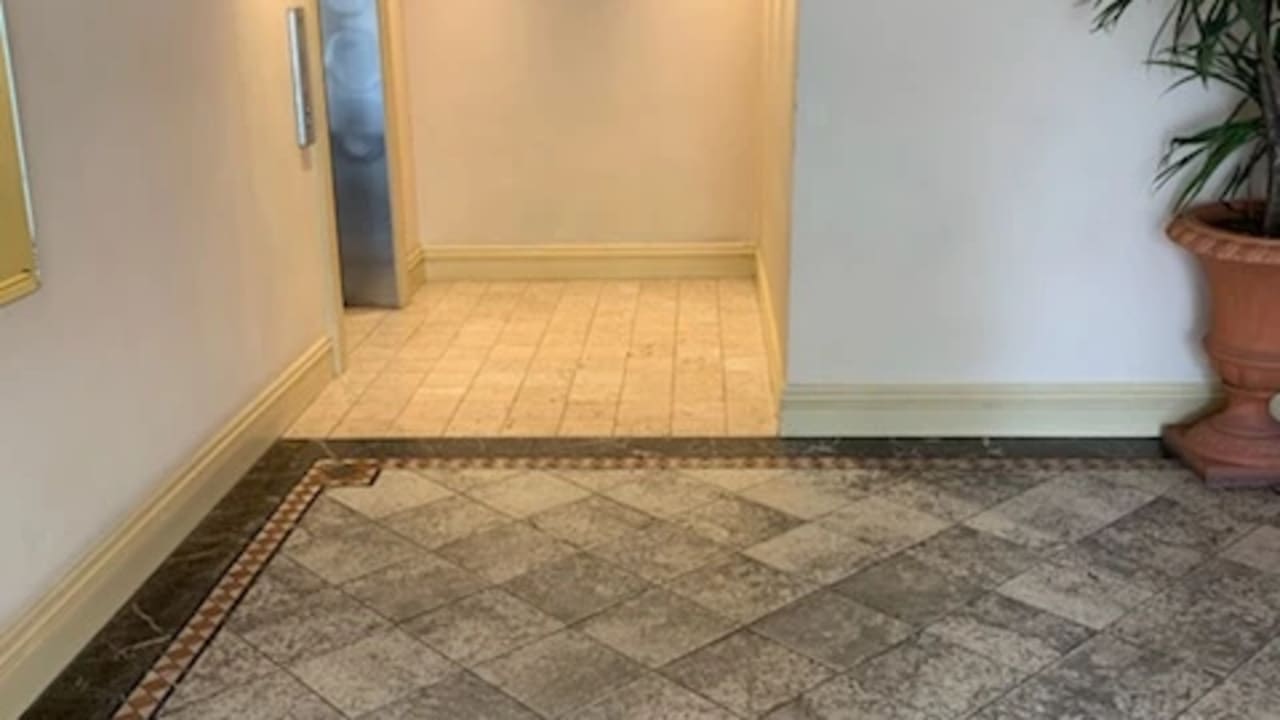 Whole property with 2 rooms for rent