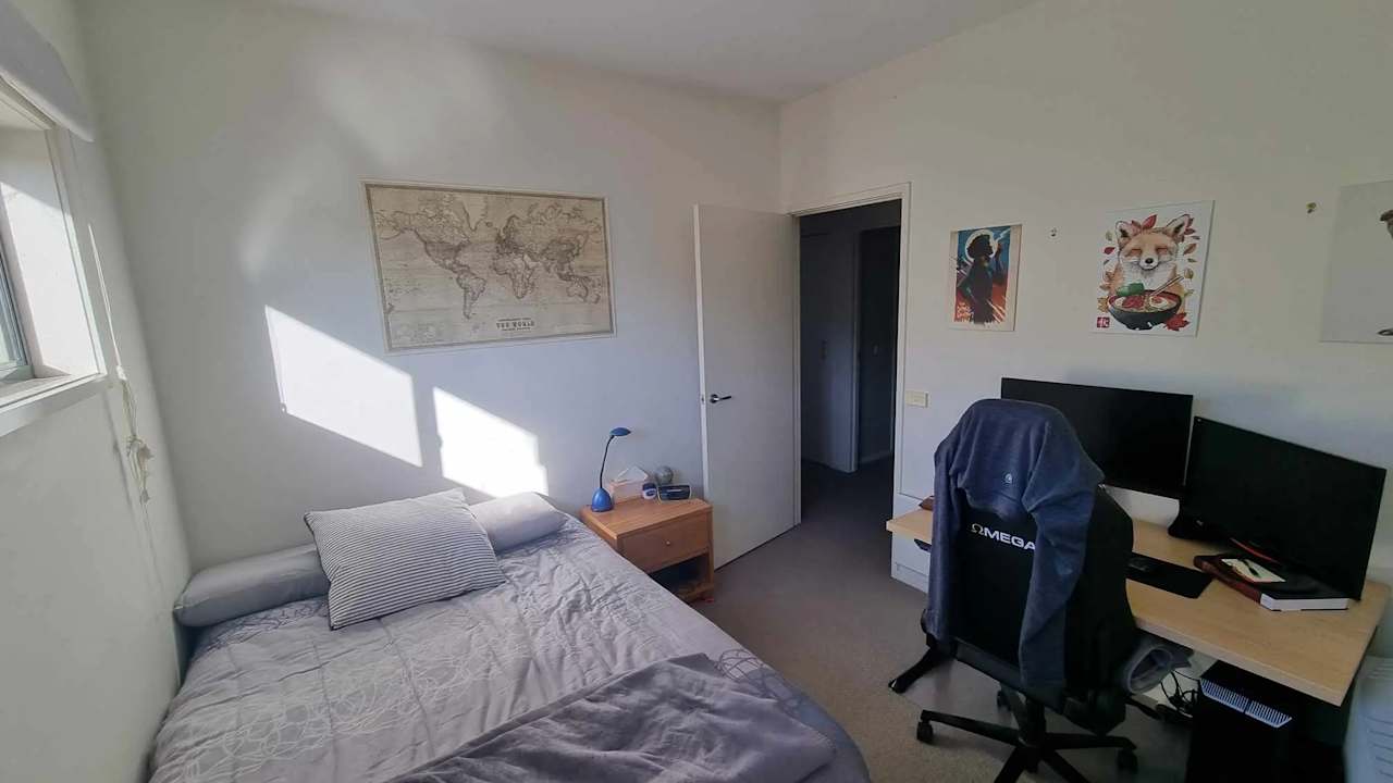 Furnished room with own bathroom