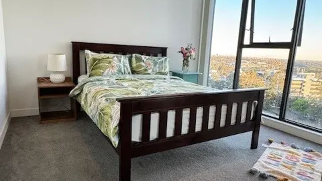 Furnished room with own bathroom