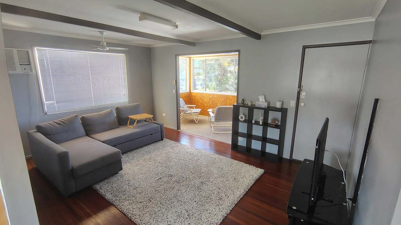 Unfurnished room in a share house