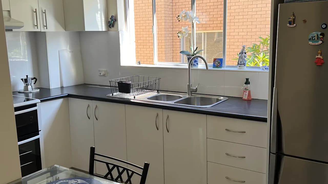 Furnished room in a flatshare