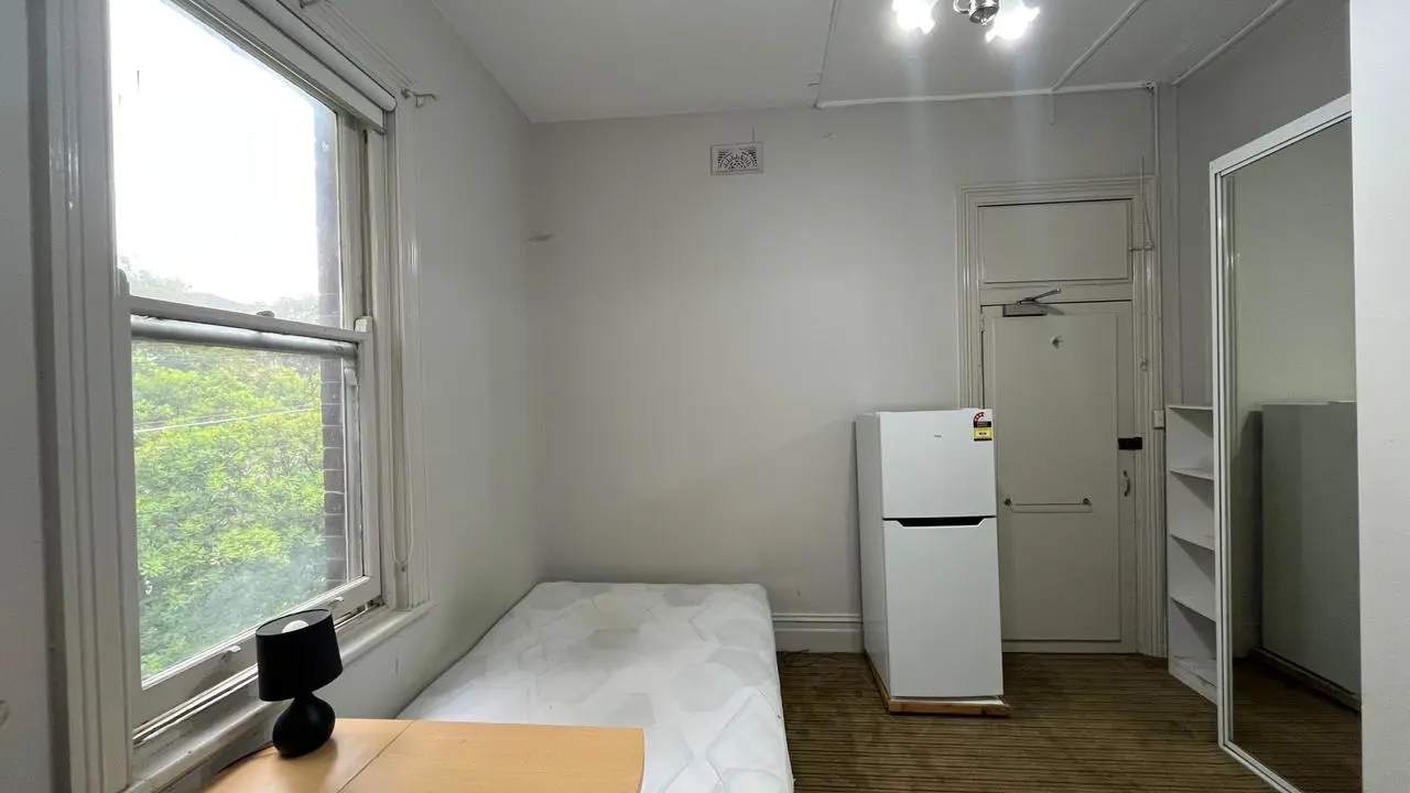 Furnished room studio flat for rent