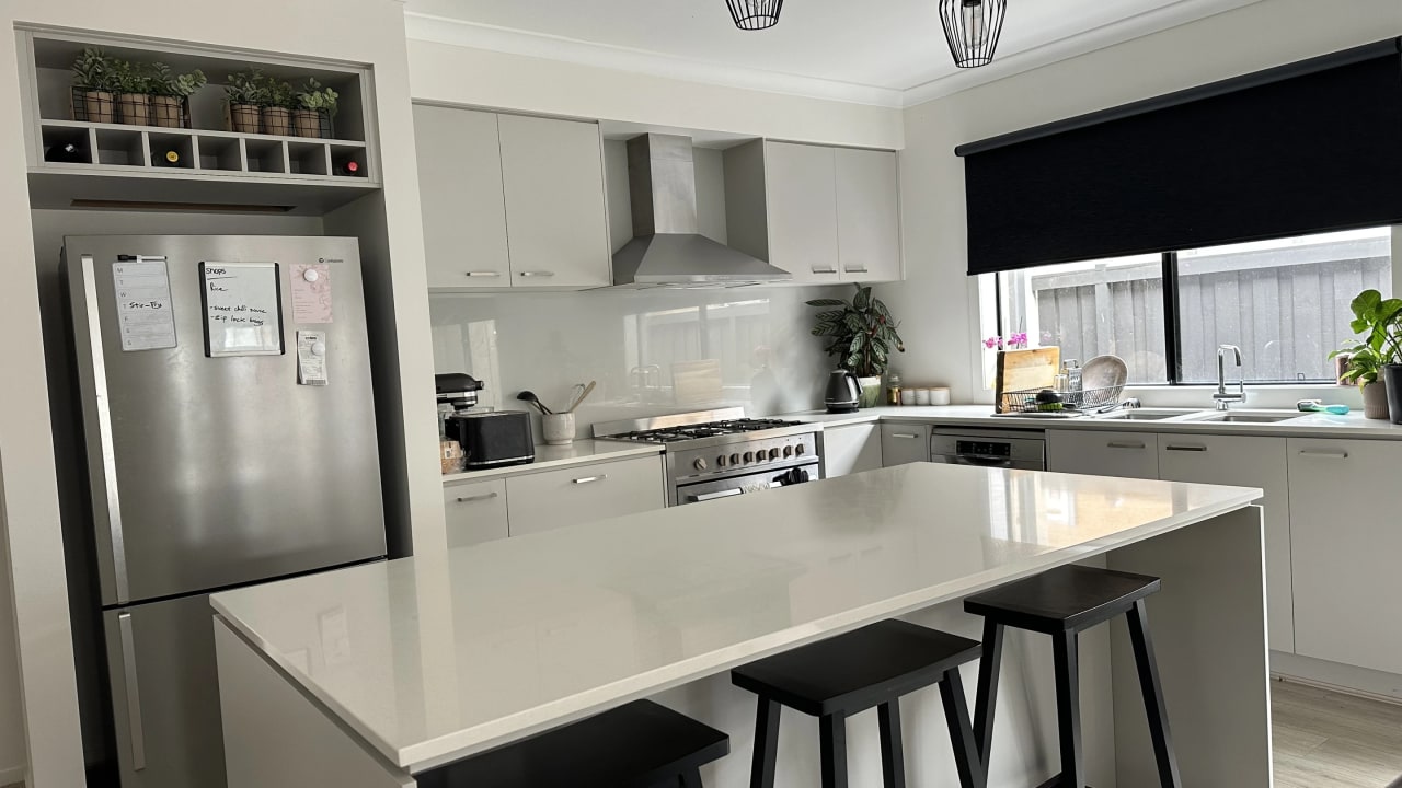 Unfurnished room in a share house