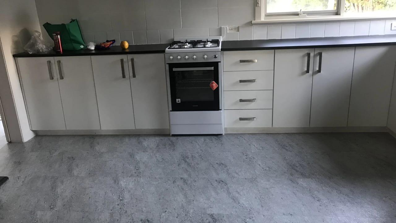 Unfurnished room in a share house