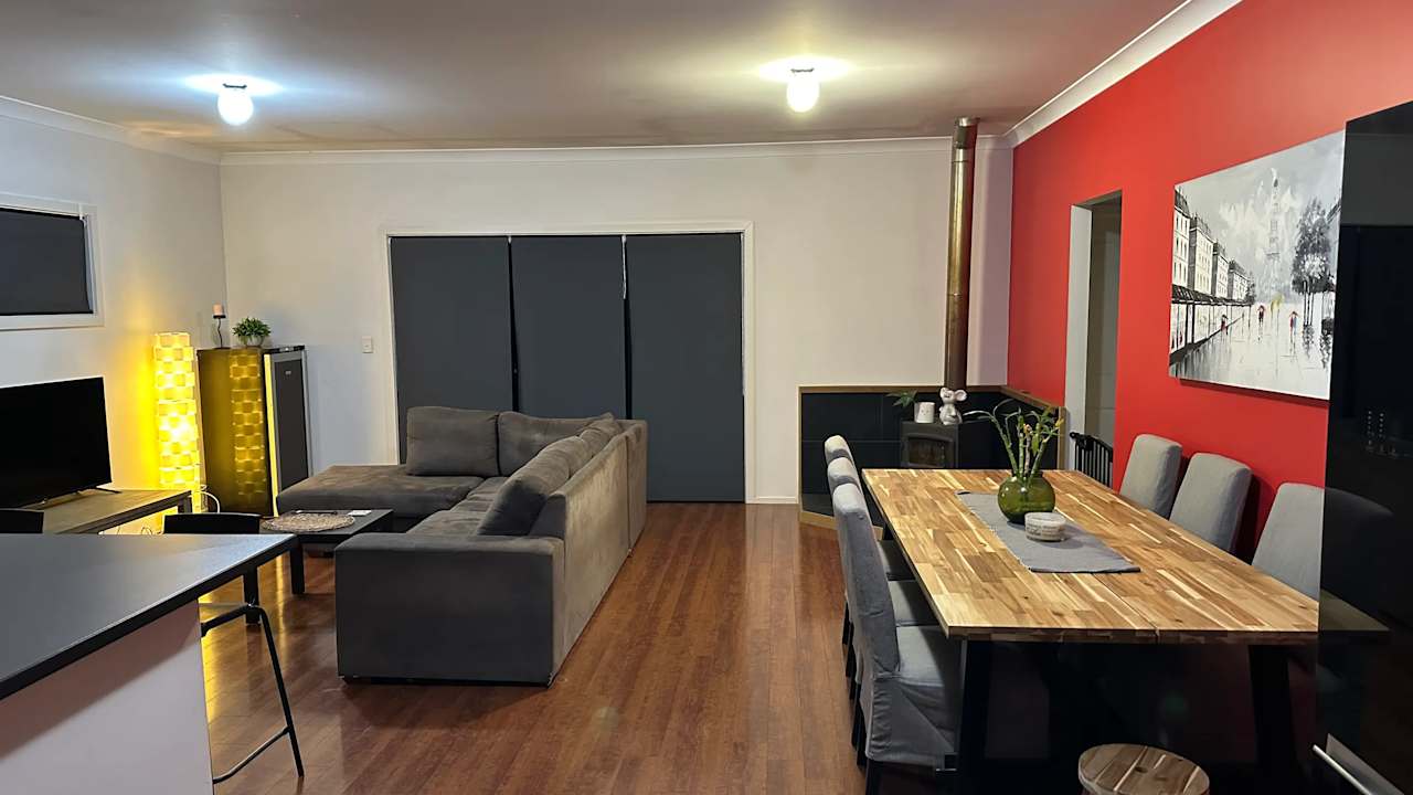Unfurnished room with own bathroom