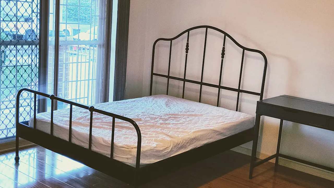 Furnished room with ensuite in a share house