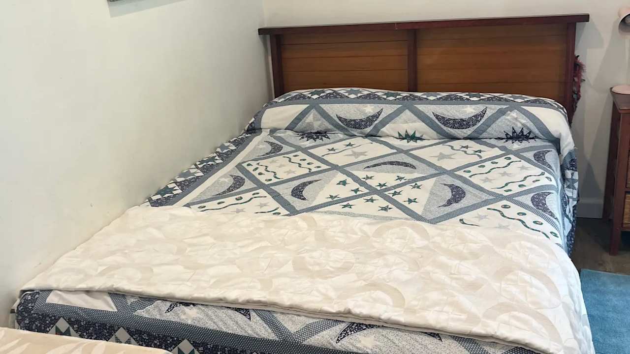 Furnished room studio flat for rent