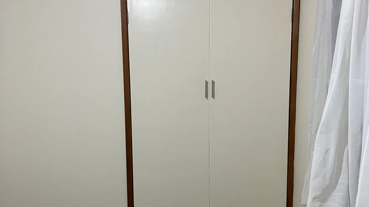 Unfurnished room in a flatshare