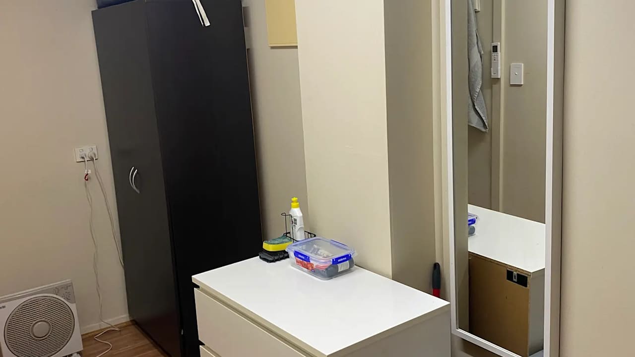 Furnished room in a share house