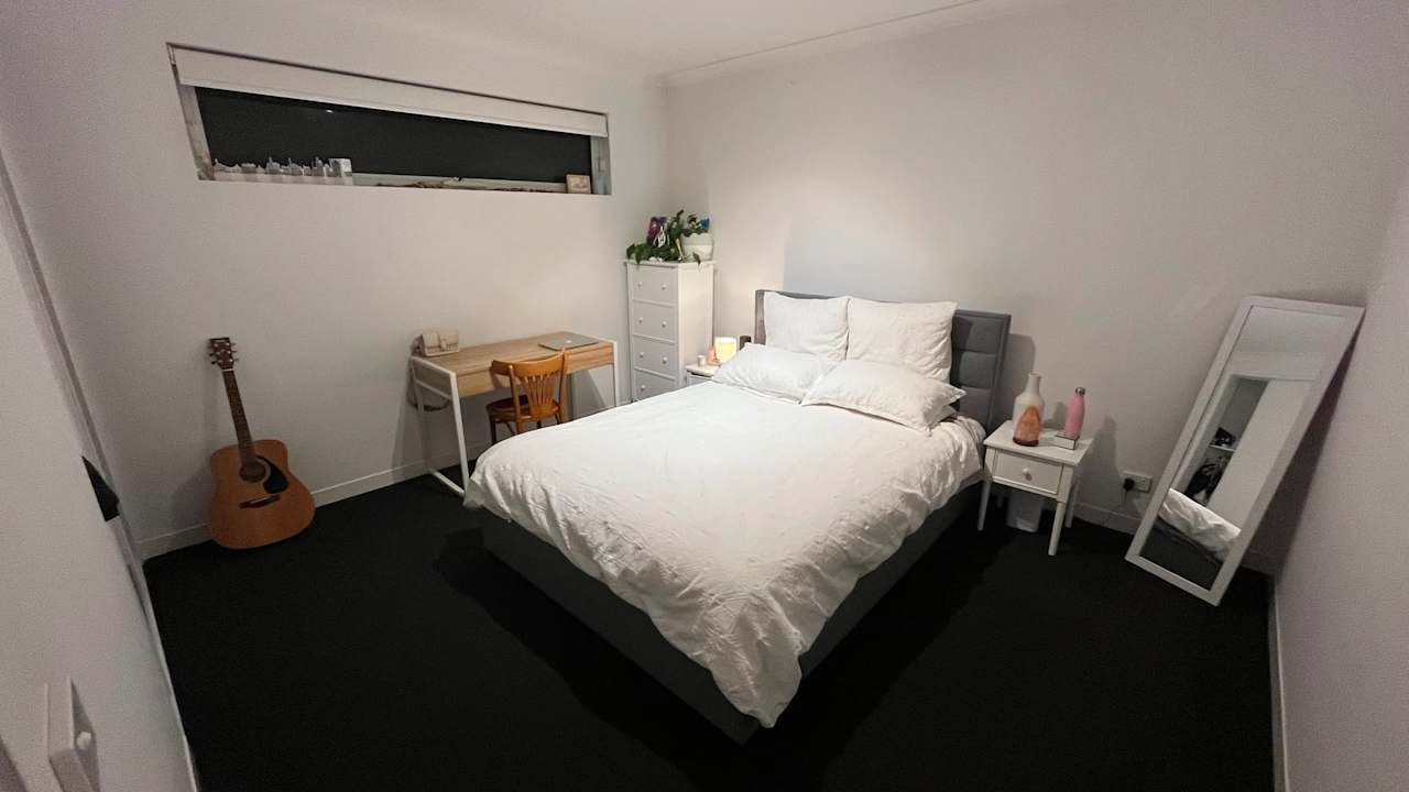 Unfurnished room in a share house
