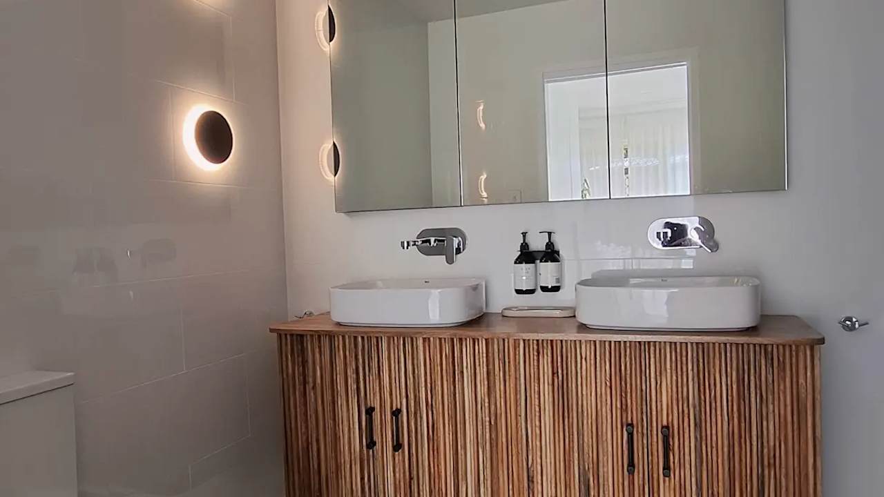 Furnished room with ensuite in a share house