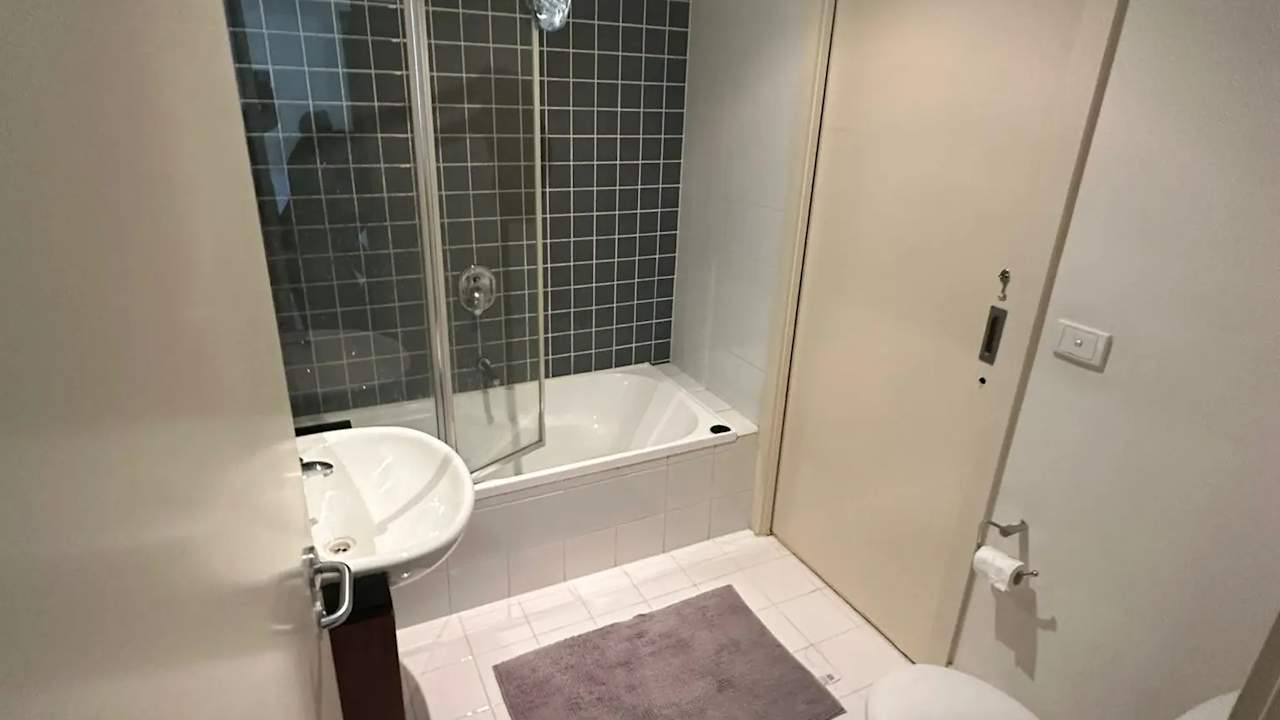 Furnished room with ensuite in a share house