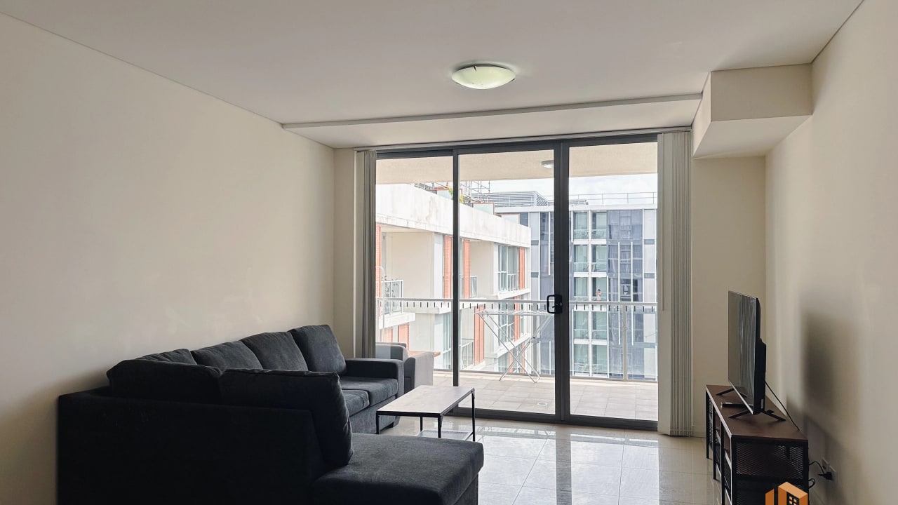 Furnished room in a flatshare