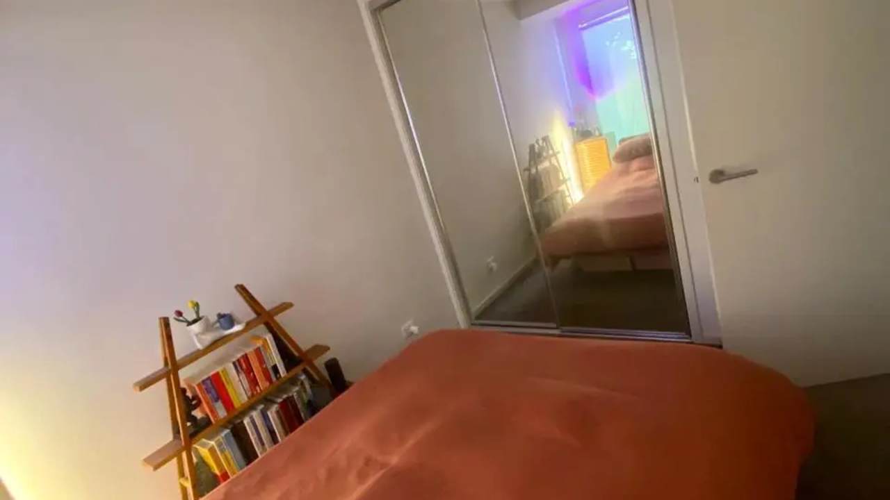 Unfurnished room with own bathroom