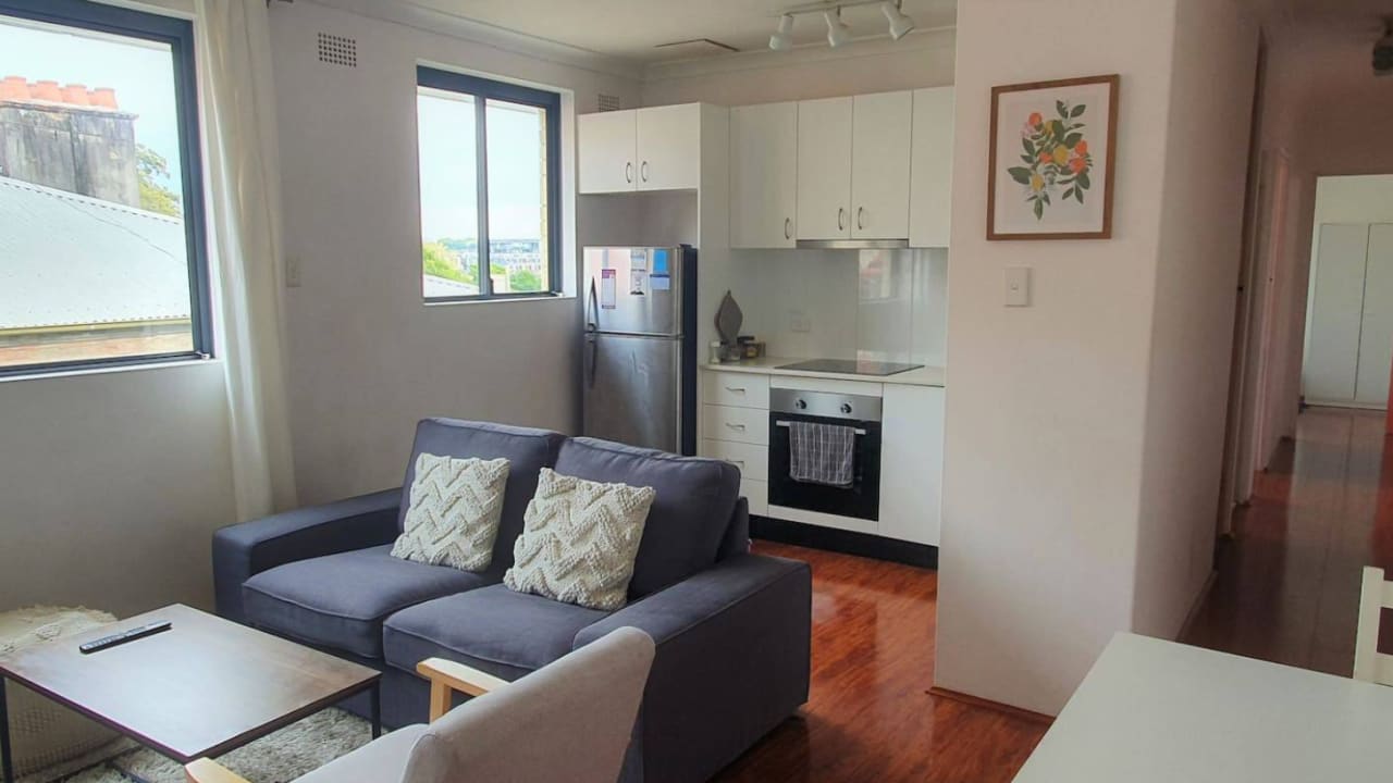 Whole property with 2 rooms for rent