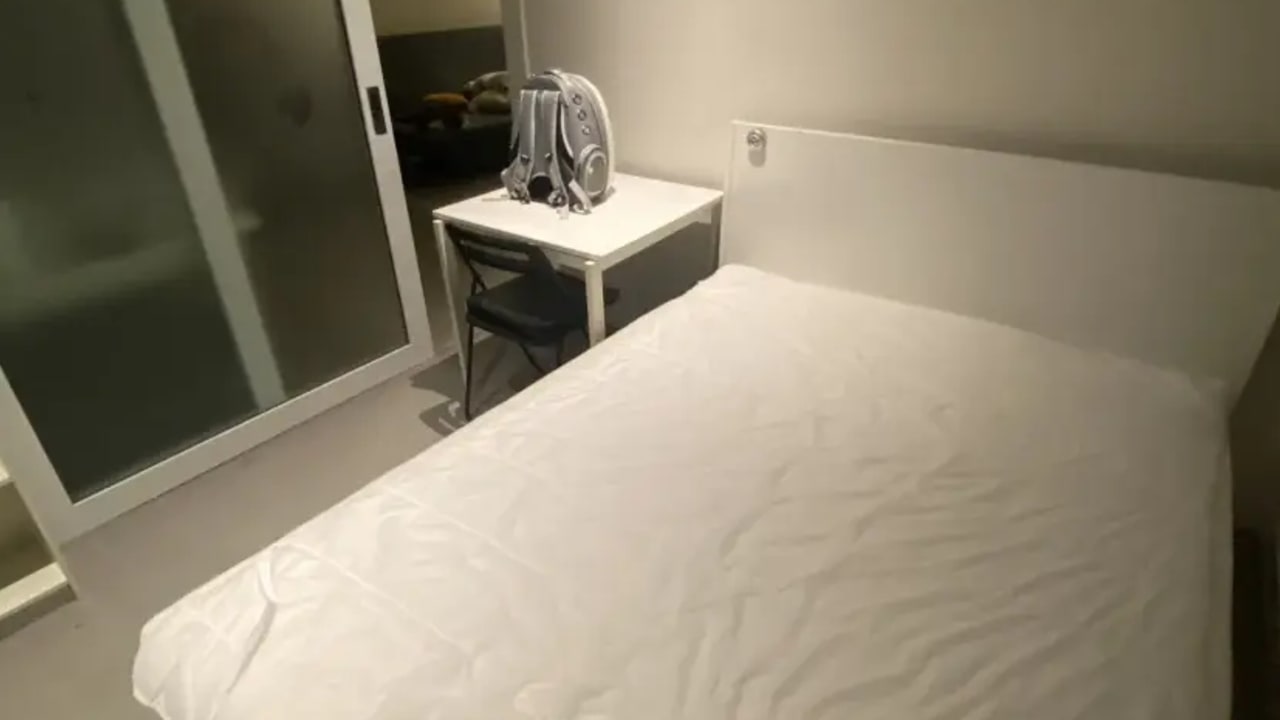 Furnished room with own bathroom