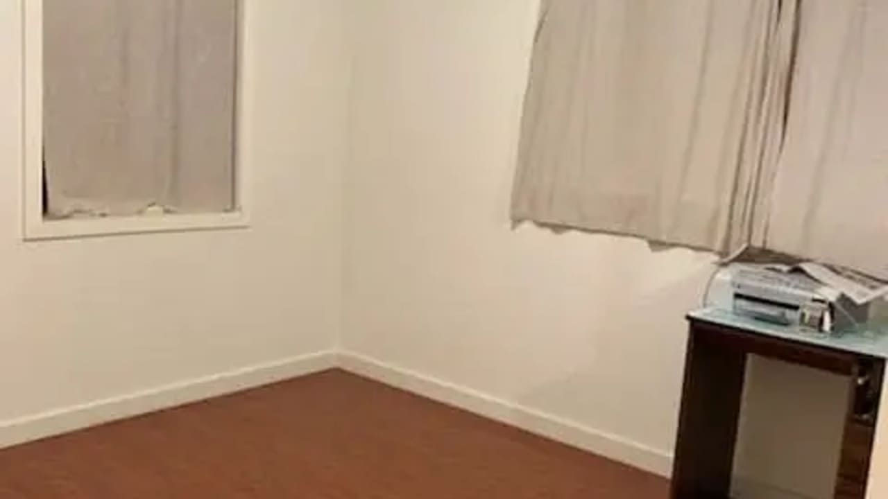 Unfurnished room with own bathroom