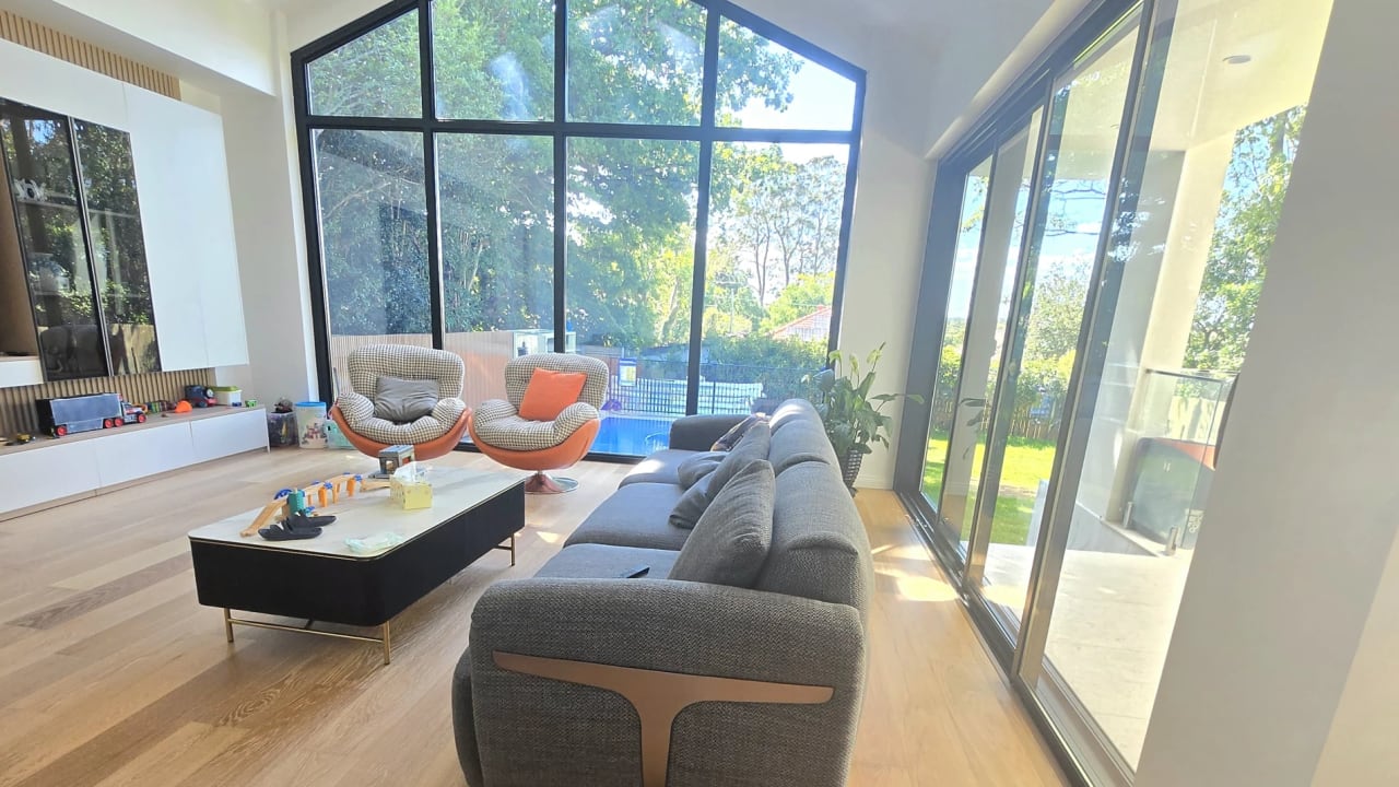 Furnished room in a share house