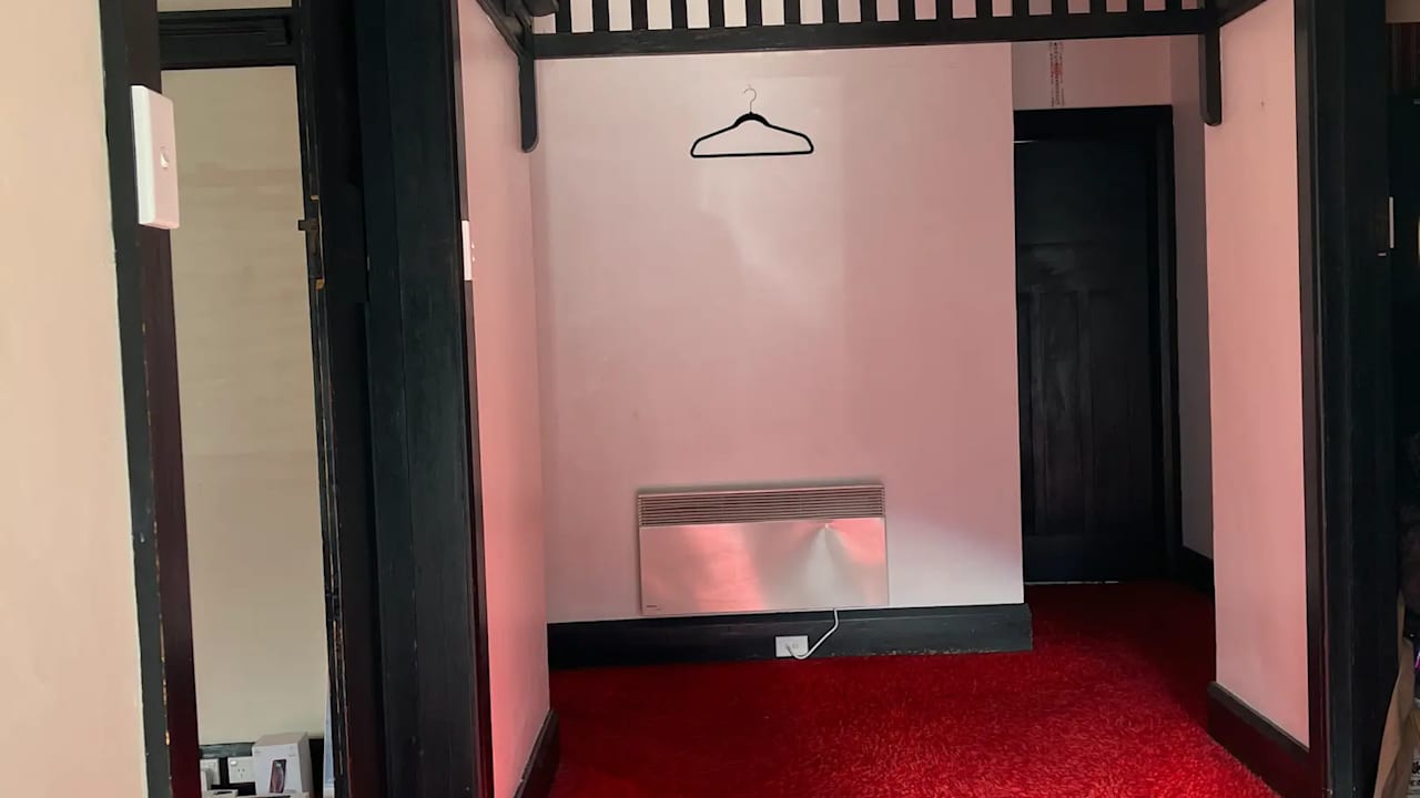 Unfurnished room in a share house
