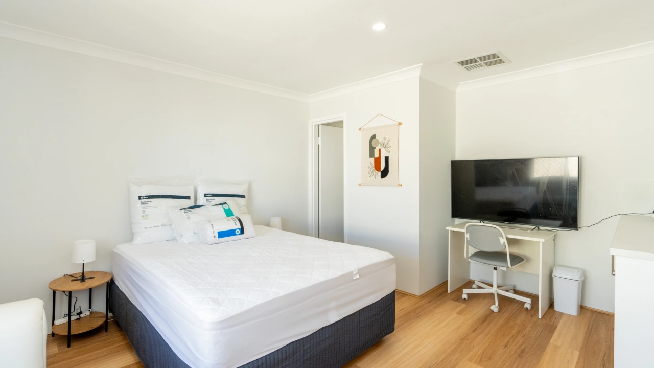 Furnished room with ensuite in a share house