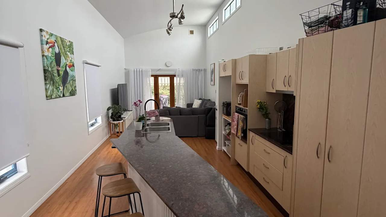 Unfurnished room in a share house
