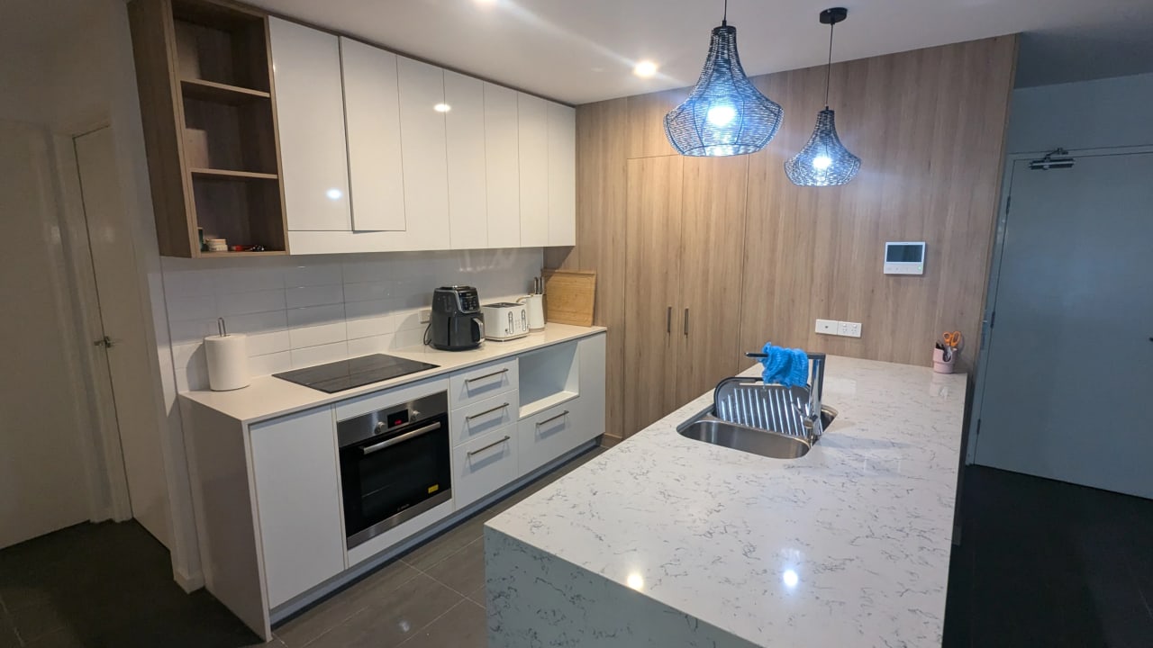 Unfurnished room with own bathroom