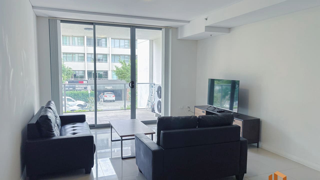 Furnished room in a flatshare