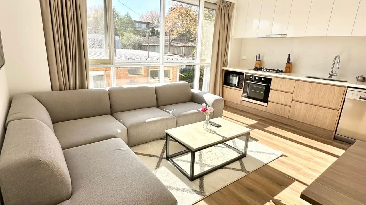 Whole property with 2 rooms for rent