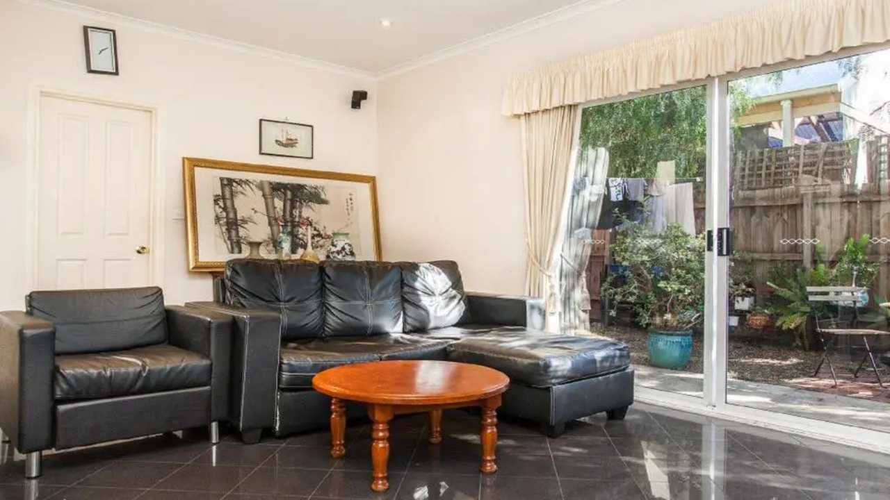 Furnished room with ensuite in a share house