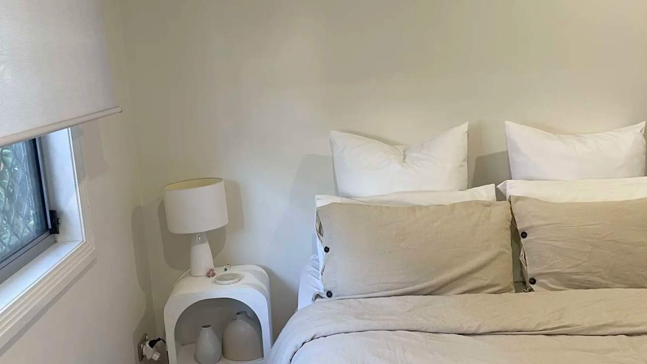 Unfurnished room with ensuite in a flatshare