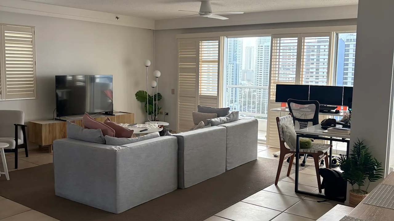 Furnished room in a flatshare