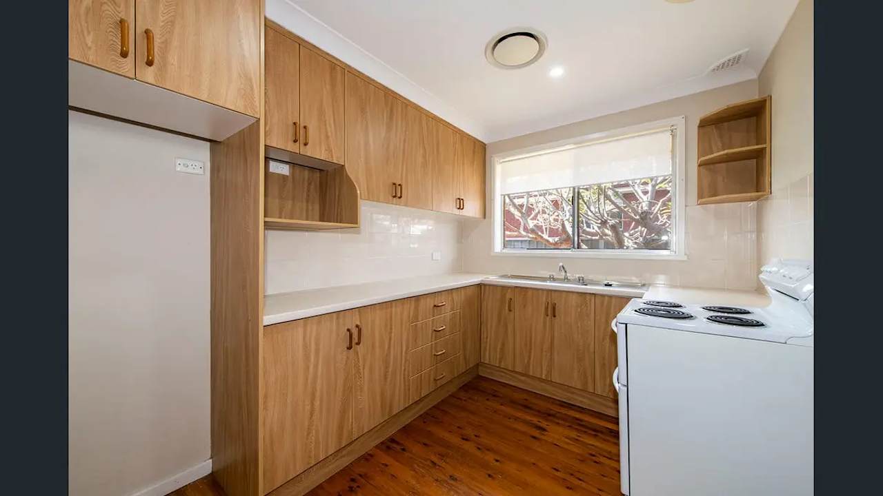 Whole property with 3 rooms for rent