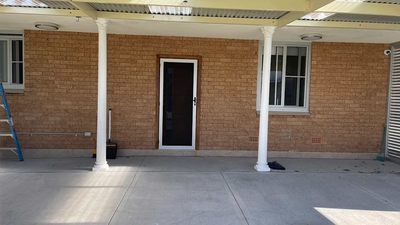 Whole property with 2 rooms for rent