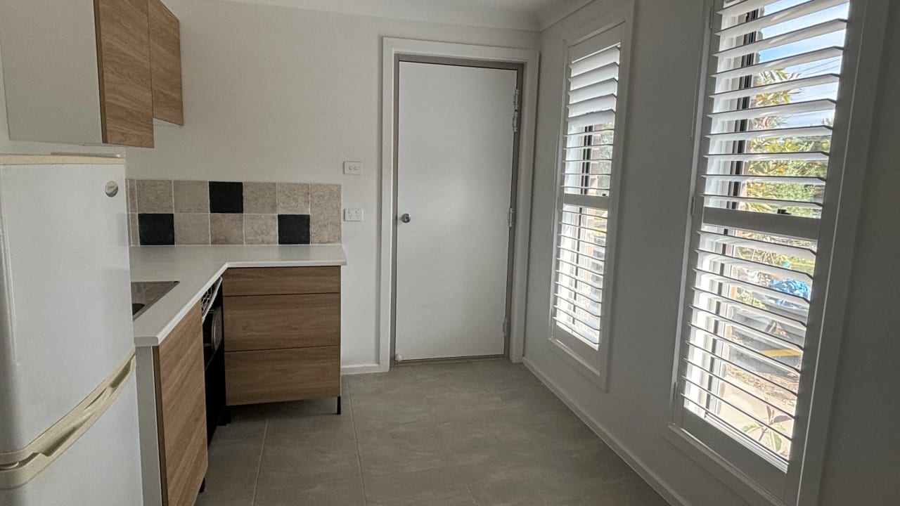 Furnished room granny flat for rent