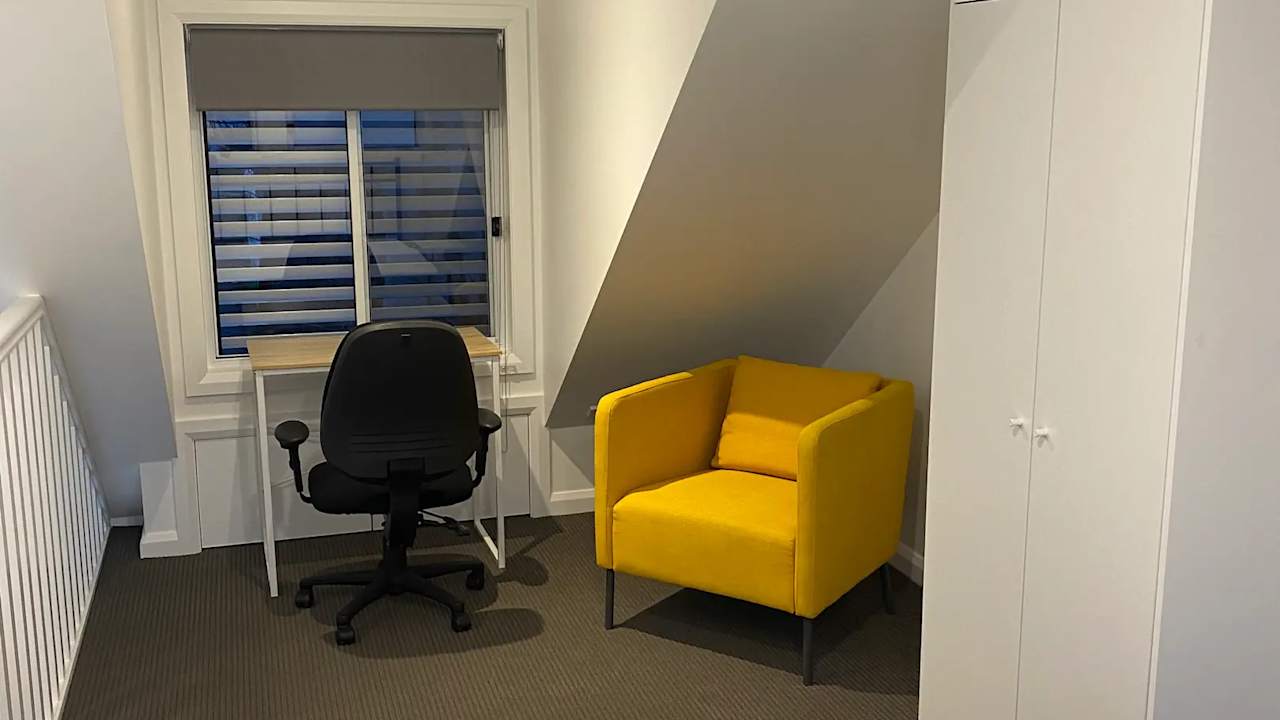 Furnished room in a share house