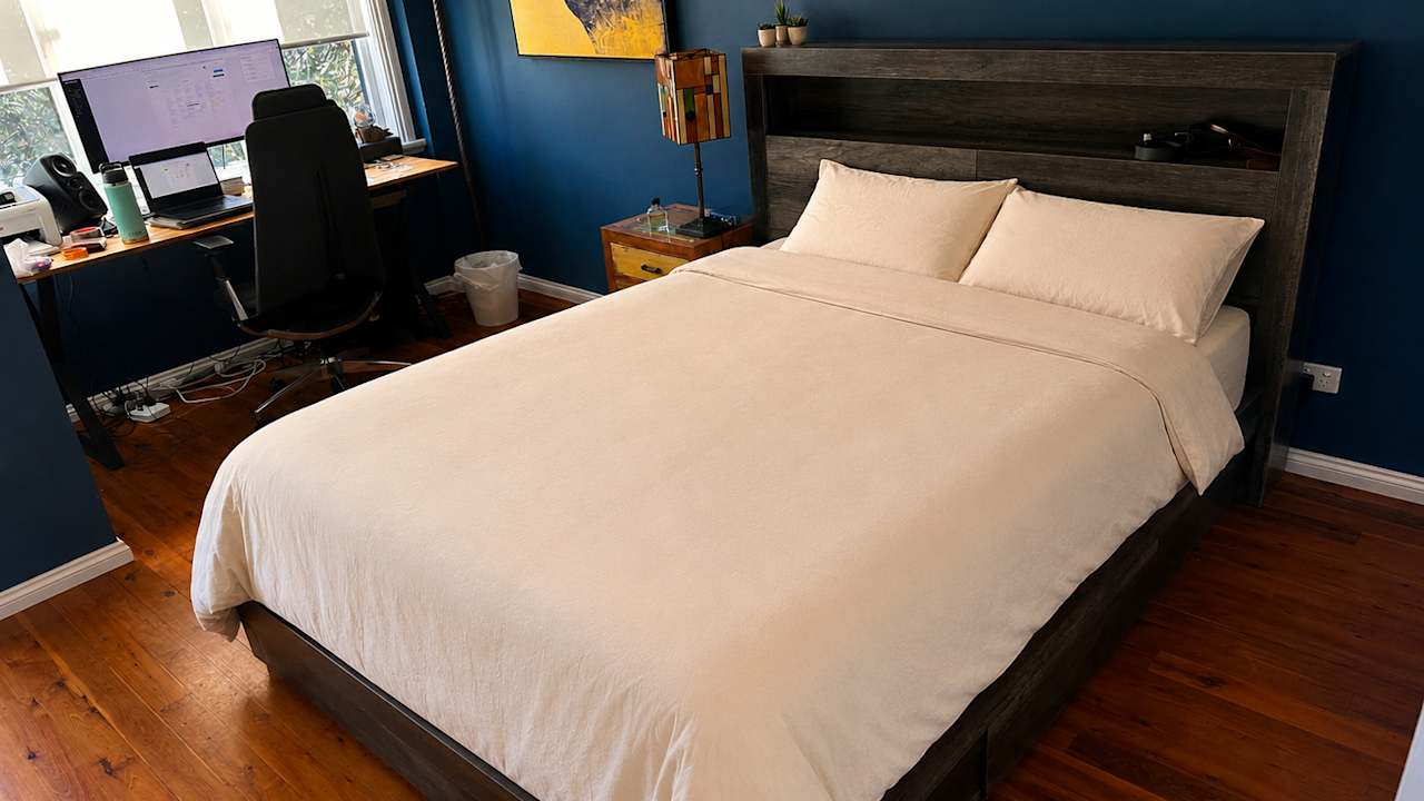 Whole property with 2 rooms for rent