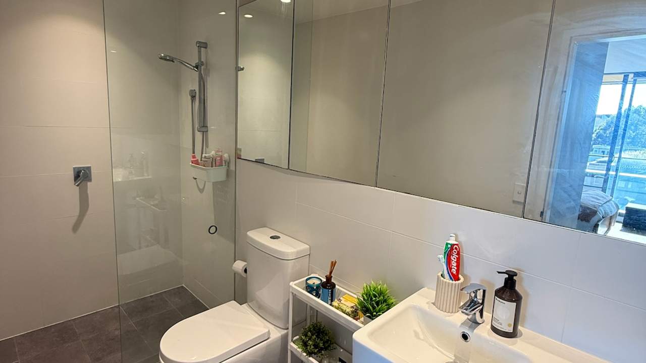 Room with ensuite in a flatshare